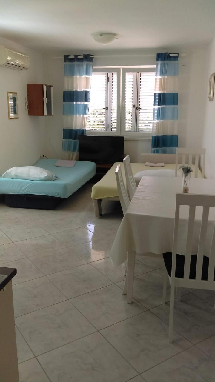 Apartments Diva Novalja Extérieur photo